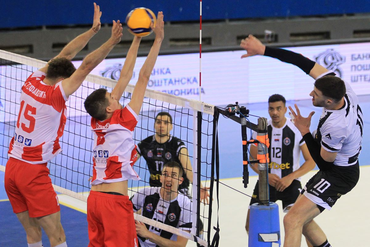 odbojkas Crvene zvezde na utakmici finala plej ofa Prvenstva Srbije protiv Partizana u hali Banjica, Beograd 14.04.2024. godine Foto: VM / MN PRESS PHOTO Odbojka, Partizan, Finale plej ofa, Prvenstvo Srbije, Crvena zvezda