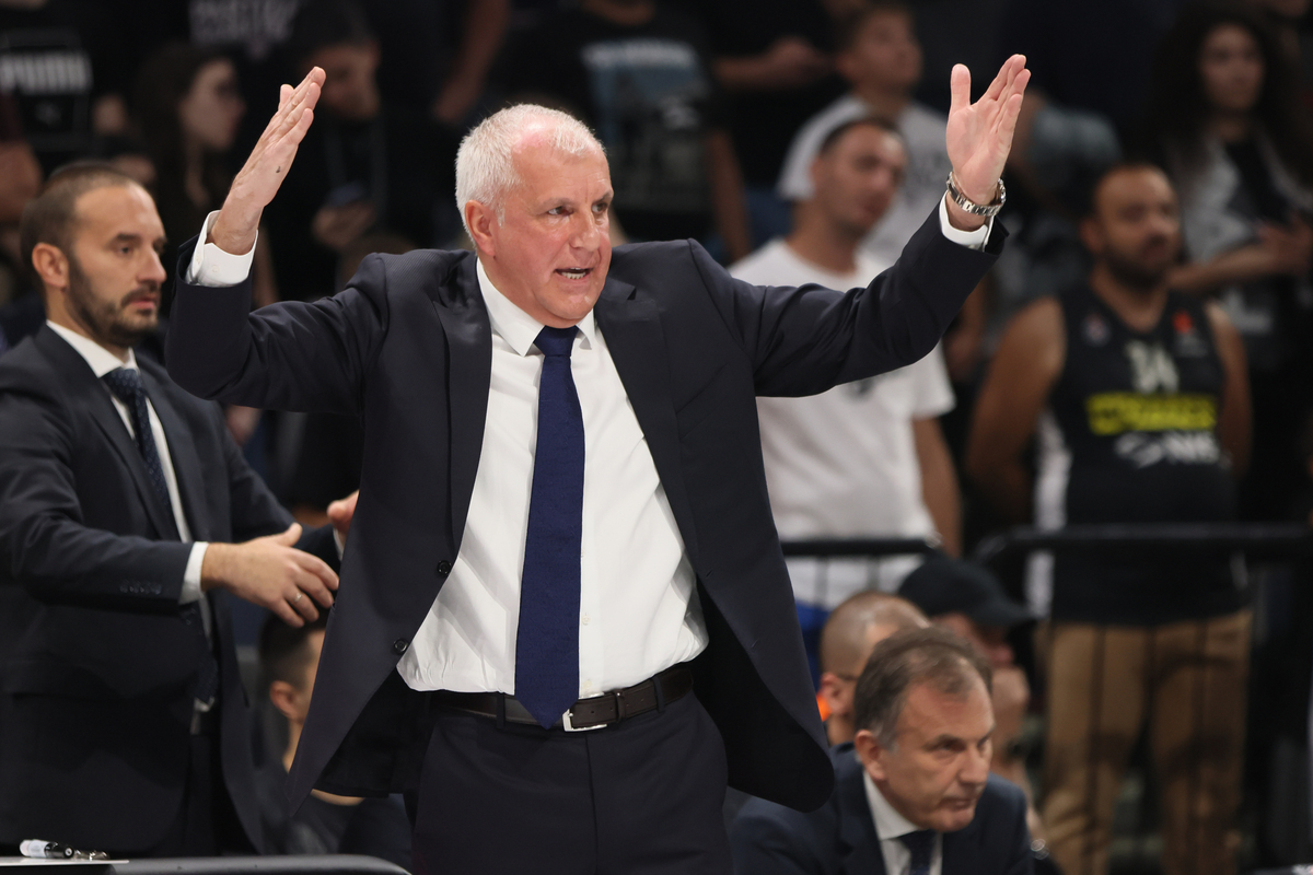 trener Partizana na utakmici polufinala plej ofa ABA lige protiv Buducnosti u hali Beogradska arena, Beograd 10.05.2024. godine Foto: Marko Metlas Kosarka, ABA liga, Partizan, Buducnost, Plej of, Polufinale