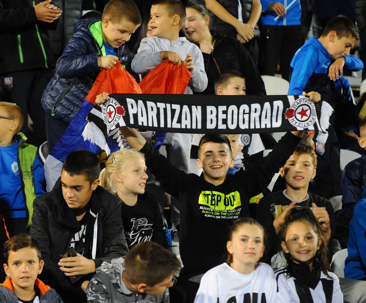 GROBARI, navijaci fudbalera Partizana, na utakmici Lige Evrope protiv AZ Alkmara, na stadionu JNA. Belgrade, 19.09.2019. foto: Nebojsa Parausic Fudbal, Partizan, AZ Alkmar, Deca