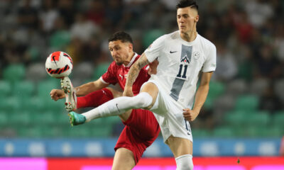 MILOS VELJKOVIC fudbaler reprezentacije Srbije na utakmici UEFA Lige nacija protiv BENJAMIN SESKO iz Slovenije na stadionu Stozice, Ljubljana 12.06.2022. godine Foto: Marko Metlas Fudbal, Srbija, Slovenija, UEFA Liga nacija