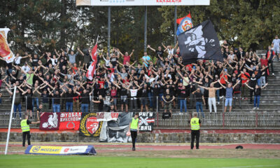 CRVENI DJAVOLI navijaci fudbalera Radnickog Kragujevac na utakmici Superlige Prvenstva Srbije protiv Partizana na stadionu Cika Daca, Kragujevac 25.10.2023. godine Foto: Marko Metlas Fudbal, Partizan, Superliga Prvenstvo Srbije, Radnicki Kragujevac