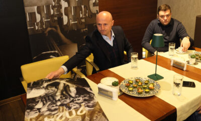 IGOR DULJAJ trener i MILOS VAZURA direktor fudbaleri Partizana novogodisnji koktel i predstavljanje kalendara u hotelu Cepter , Beograd 26.12.2023. godine Foto: Marko Metlas Fudbal, Partizan, Kalendar, Koktel