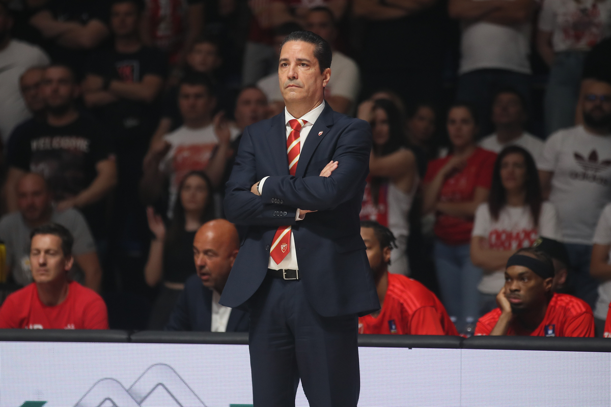 IOANNIS SFAIROPOULOS Janis Sferopulos trener kosarkasa Crvene zvezde na utakmici finala plejofa ABA lige protiv Partizana u hali Aleksandar Nikolic, Beograd 15.05.2024. godine Foto: Ivica Veselinov / MN PRESS KOSARKA, BASKETBALL, ABA LIGA, ABA LEAGUE, CRVENA ZVEZDA, KK PARTIZAN