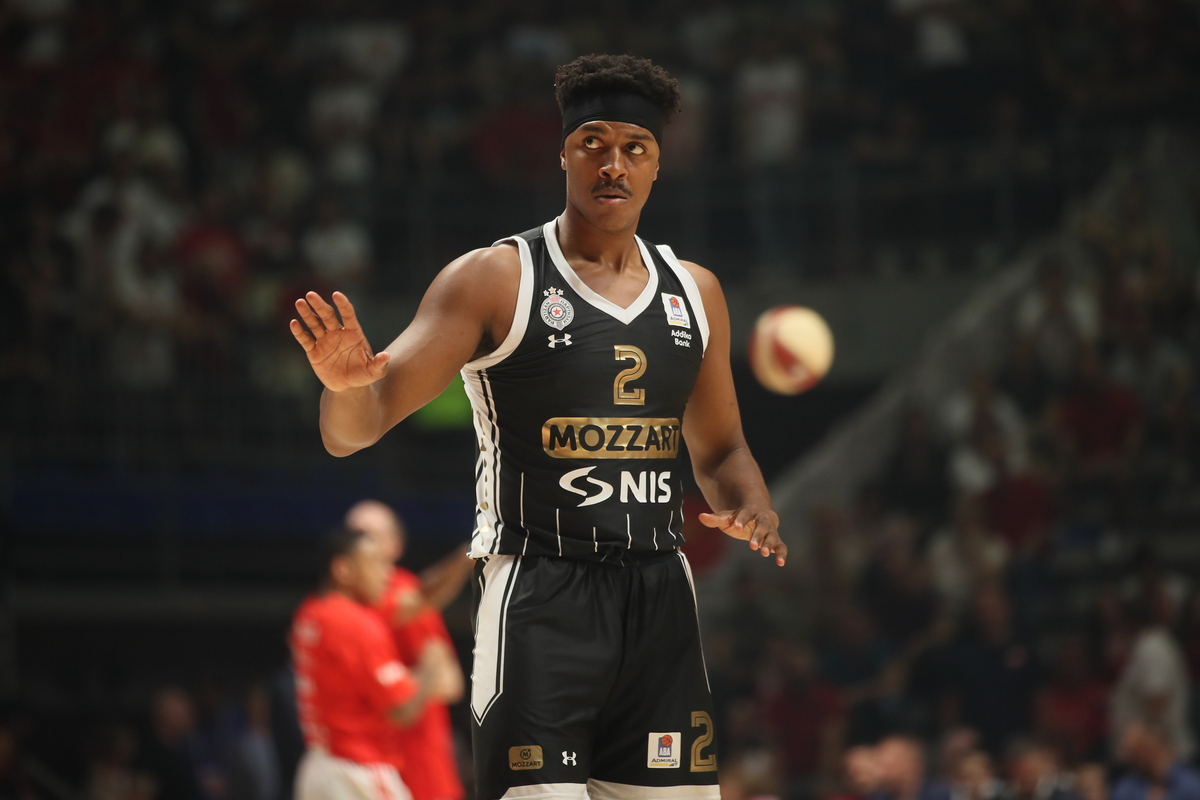kosarkas Partizana na utakmici finala plejofa ABA lige protiv Crvene zvezde u hali Aleksandar Nikolic, Beograd 13.05.2024. godine Foto: Ivica Veselinov / MN PRESS KOSARKA, BASKETBALL, ABA LIGA, ABA LEAGUE, CRVENA ZVEZDA, KK PARTIZAN