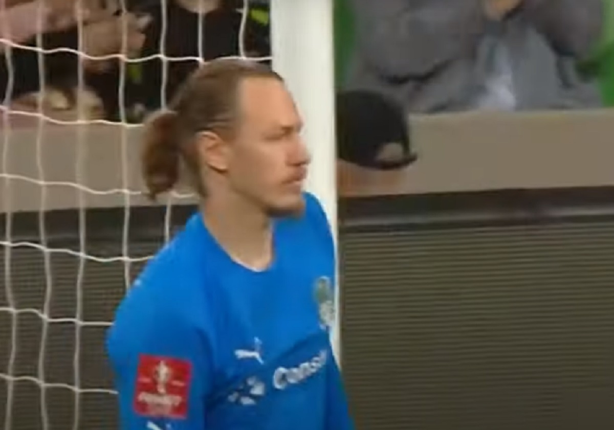matvej safonov