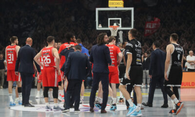 Košarkaši Crvene zvezde napuštaju teren na utakmici finala plejofa Kosarkaske Superlige Srbije protiv Partizana u hali Beogradska Arena, Beograd 05.06.2024. godine Foto: Ivica Veselinov / MN PRESS KOSARKA, BASKETBALL, KLS, SUPERLIGA, PRVENSTVO SRBIJE, NATIONAL CHAMPIONSHIP, PARTIZAN, CRVENA ZVEZDA