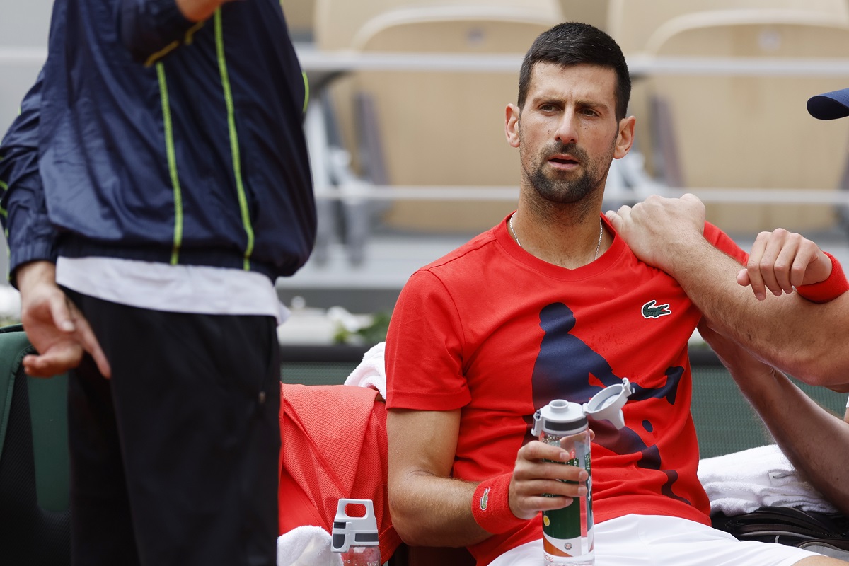 Serbia's Novak Djokovic attends a training session before his fourth round match of the French Open tennis tournament against Argentina's Francisco Cerundolo at the Roland Garros stadium in Paris, Monday, June 3, 2024. (AP Photo/Jean-Francois Badias)