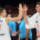 BOGDAN BOGDANOVIC i NIKOLA JOKIC kosarkasi reprezentacije Srbije na utakmici Svetskog prvenstva 2019 protiv Ceske republike u hali Vukesong Kadilak arena, Peking 14.09.2019. godine Foto: Marko Metlas Kosarka, Srbija, Svetsko prvenstvo, Kina, Ceska republika