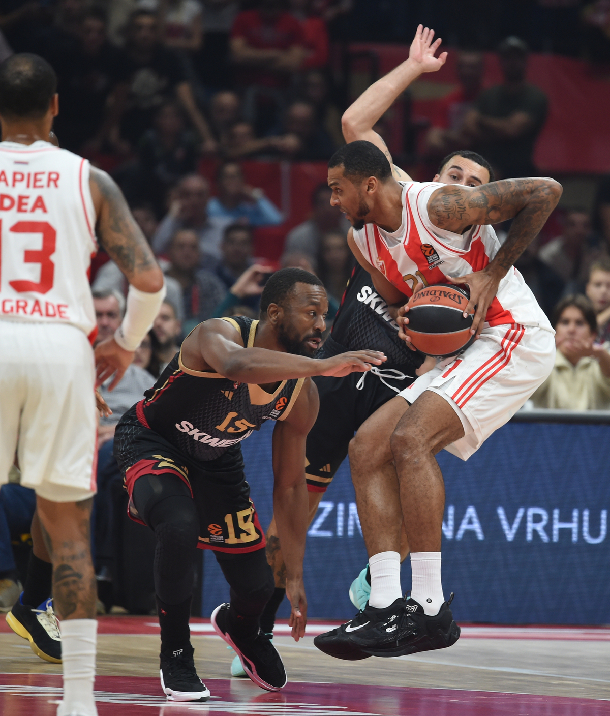 JOEL BOLOMBOY Zoel Bolomboj, kosarkas Crvene zvezde, na utakmici Evrolige protiv Monaka, u Beogradskoj Stark Areni. Beograd, 18.10.2023. foto: Nebojsa Parausic / MN Press Kosarka, Euroleague, Crvena zvezda, Monako
