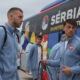 STRAHINJA PAVLOVIC, LAZAR SAMARDZIC AUTOBUS fudbalera reprezentacije Srbije dolazak na UEFA Evropsko prvenstvo 2024 godine aerodrom Franc Jozef Srtraus, Minhen 11.06.2024. godine Foto: Marko Metlas Fudbal, Reprezentacija, Srbija, UEFA Evropsko prvenstvo, EURO 2024