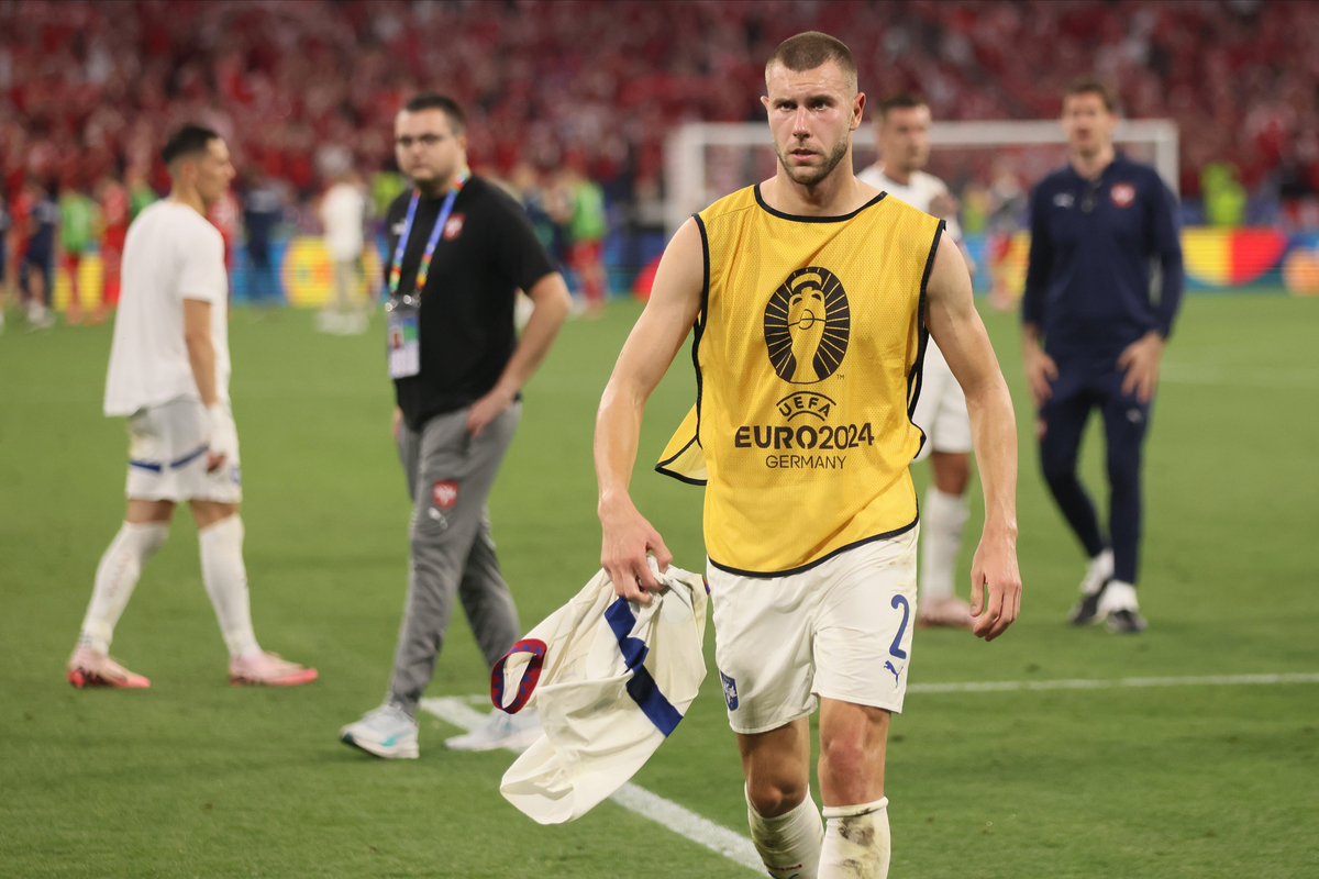 STRAHINJA PAVLOVIC fudbaler reprezentacije Srbije na utakmici UEFA Evropskog prvenstva 2024 godine protiv Danske na stadionu Minhen fudbal arena, Minhen, 25.06.2024. godine Foto: Marko Metlas Fudbal, Reprezentacija, Srbija, UEFA Evropsko prvenstvo, EURO 2024, Danska