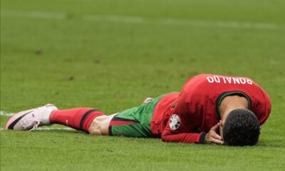 Kristijano Ronaldo plače nakon što mu je Jan Oblak odbranio penal u produžetku meča Portugalija - Slovenija u osmini finala Evropskog prvenstva EURO 2024