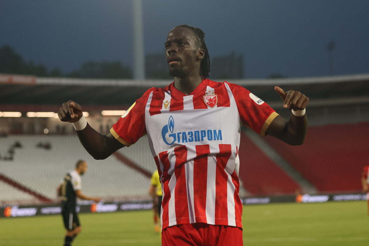 PEPE CHERIF NDIAYE Pepe Cerif Ndiaje fudbaler Crvene zvezde na utakmici Superlige Prvenstva Srbije protiv Jedinstva Ub na stadionu Rajko Mitic, Beograd, 20.07.2024. godine Foto: Marko Metlas Fudbal, Crvena zvezda, Superliga Prvenstvo Srbije, Jedinstvo Ub