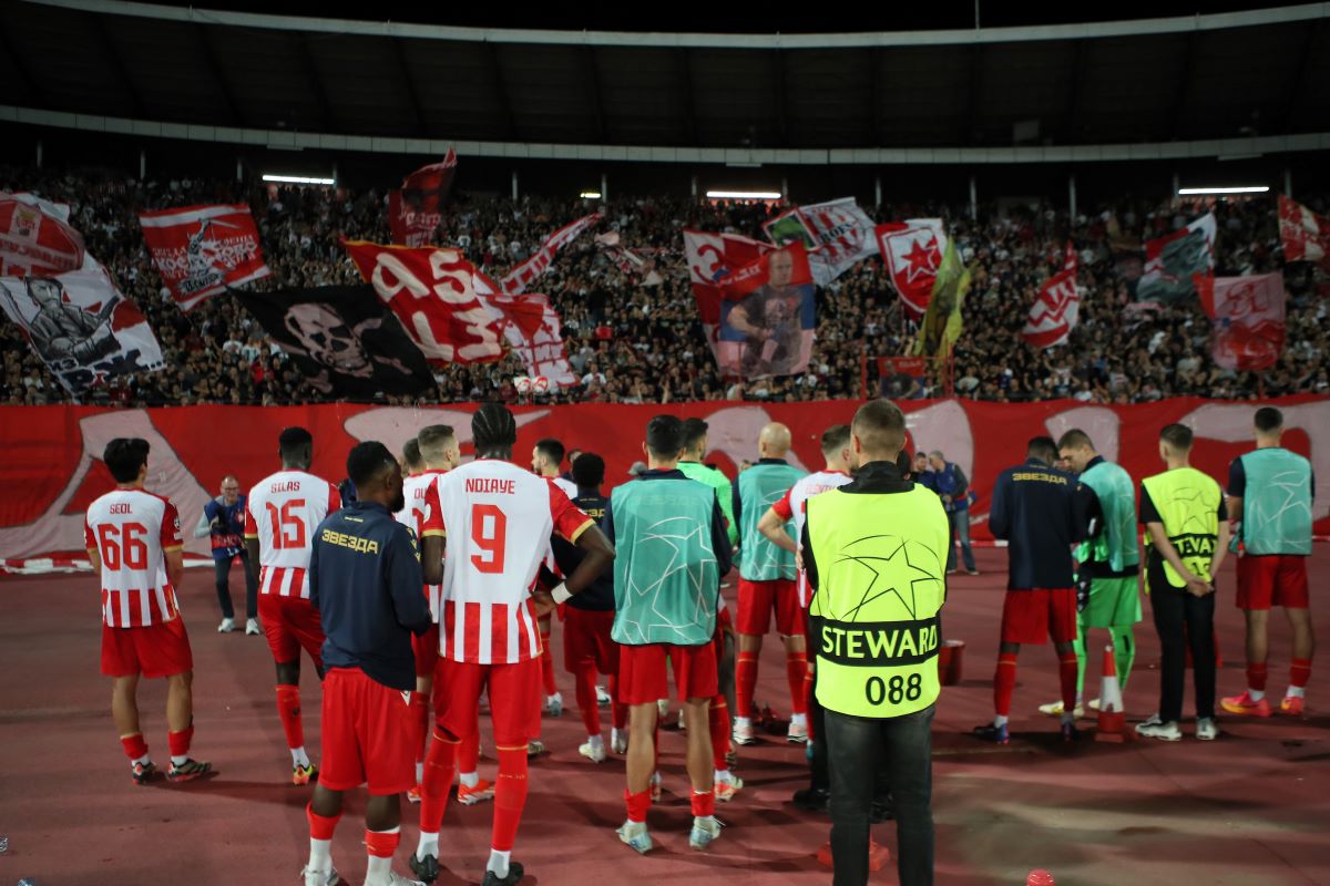 fudbaler Crvene Zvezde na utakmici UEFA Lige Sampiona protiv Benfike na stadionu Rajko Mitic, Beograd 19.09.2024. godine Foto: Ivica Veselinov / MN PRESS FUDBAL, FOOTBALL, UEFA CHAMPIONS LEAGUE, LIGA SAMPIONA, CRVENA ZVEZDA, RED STAR, BENFIKA, BENFICA