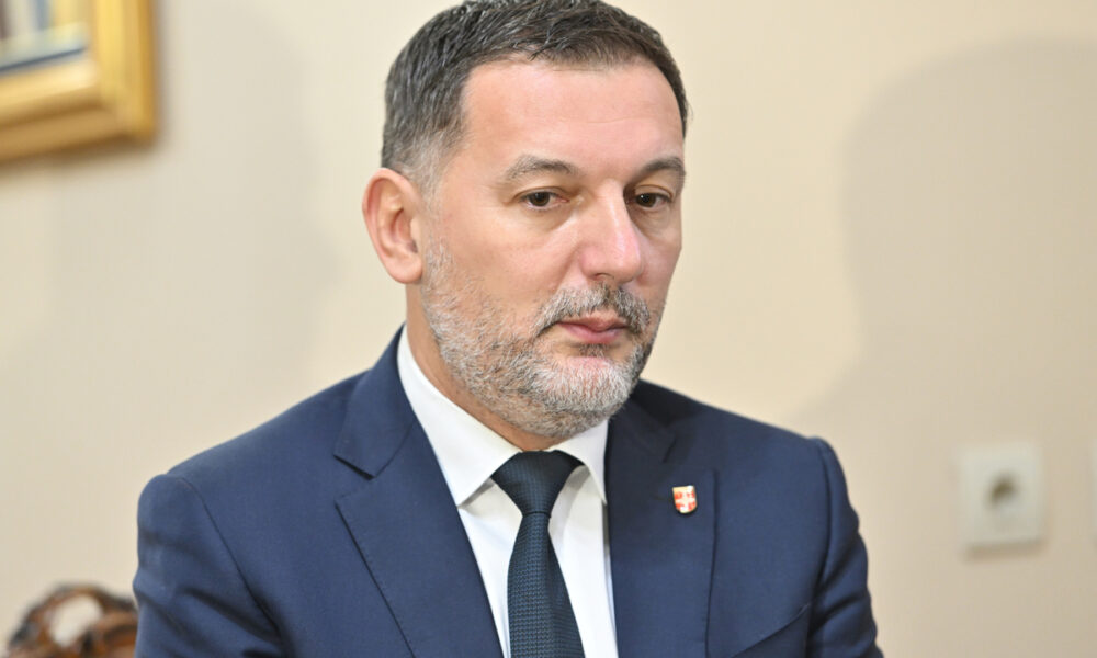 BRANKO RADUJKO sekretar FSS Fudbalski savez Srbije prijem kod gradonacelnika pred utakmicu UEFA Lige nacija protiv Danske, Nis 17.11.2024. godine Foto: Marko Metlas Fudbal, Reprezentacija, Srbija, Danska, UEFA Liga nacija, Prijem