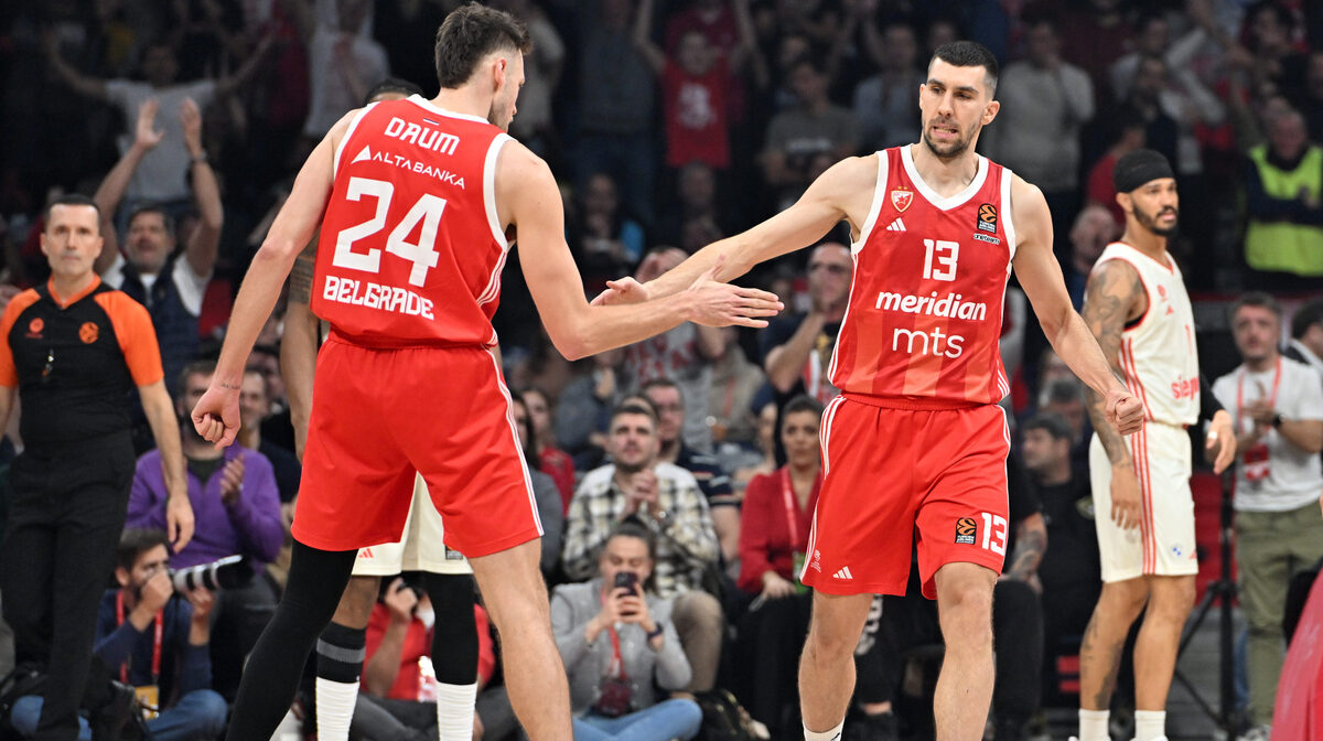 kosarkas Crvene zvezde na utakmici Evrolige protiv Bajerna u hali Beogradska arena, Beograd 29.11.2024. godine Foto: Marko Metlas Kosarka, Crvena zvezda, Evroliga, Bajern Minhen, Bajern