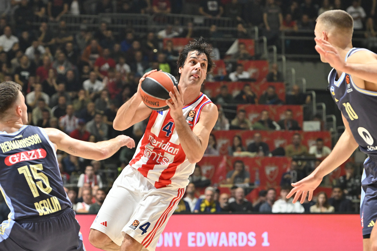 kosarkas Crvene zvezde na utakmici Evrolige protiv Albe Berlin u hali Aleksandar Nikolic, Beograd 07.11.2024. godine Foto: Marko Metlas Kosarka, Crvena zvezda, Evroliga, Alba Berlin