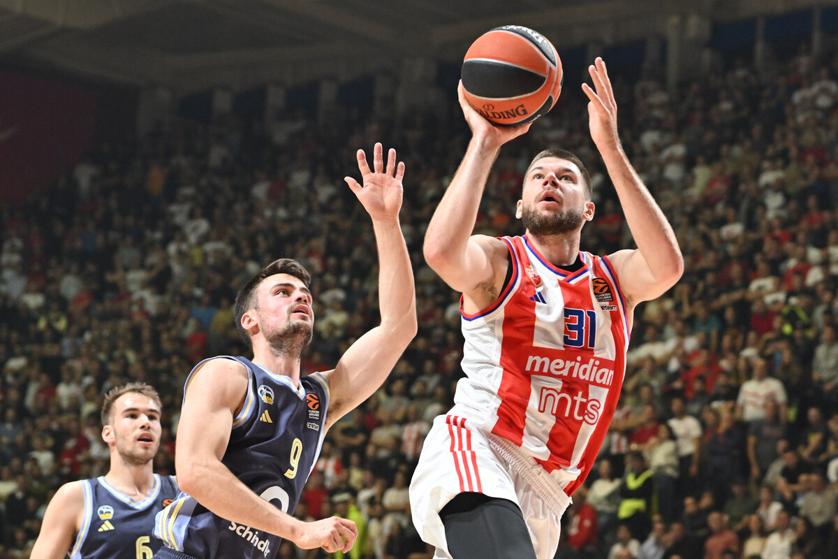 kosarkas Crvene zvezde na utakmici Evrolige protiv Albe Berlin u hali Aleksandar Nikolic, Beograd 07.11.2024. godine Foto: Marko Metlas Kosarka, Crvena zvezda, Evroliga, Alba Berlin