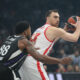 NIKOLA MILUTINOV kosarkas Olimpijakosa na utakmici Evrolige protiv Partizana u hali Beogradska Arena, Beograd 28.11.2024. godine Foto: Ivica Veselinov / MN PRESS KOSARKA, BASKETBALL, EVROLIGA, EUROLEAGUE, PARTIZAN, OLYMPIACOS, OLIMPIJAKOS