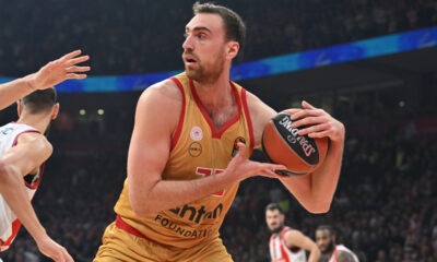NIKOLA MILUTINOV kosarkas Olimpijakosa Pirej na utakmici Evrolige protiv Crvene zvezde u hali Beogradska arena, Beograd 13.12.2024. godine Foto: Marko Metlas Kosarka, Crvena zvezda, Evroliga, Olimpijakos Pirej