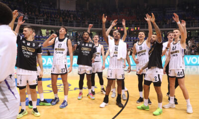 Kosarkasi Partizana proslavljaju pobedu na utakmici KRK protiv Mege, u hali Cair. Nis, 14.02.2025. foto: MN Press / km Kosarka, Finale KRK, Partizan, Mega