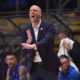 Trener Budućnosti na utakmici Jadranske ABA lige protiv Crvene zvezde u hali Aleksandar Nikolic Pionir, Beograd 10.02.2025. godine Foto: Marko Metlas Kosarka, Crvena zvezda, Jadranska ABA liga, Buducnost Podgorica