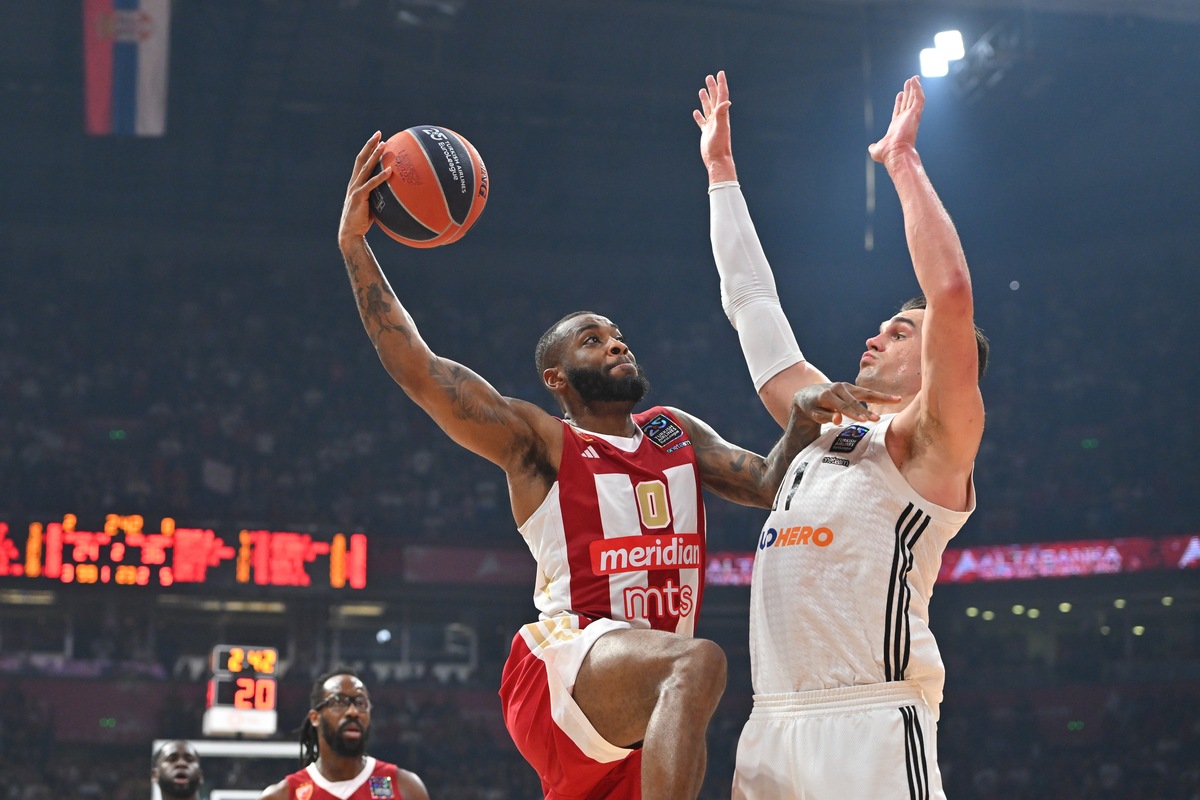 CODI MILLER MCINTYRE Kodi Miler Mekintajer kosarkas Crvene zvezde na utakmici Evrolige protiv Reala Madrid u hali Beogradska arena, Beograd 28.03.2025. godine Foto: Marko Metlas Kosarka, Crvena zvezda, Evroliga, Real Madrid