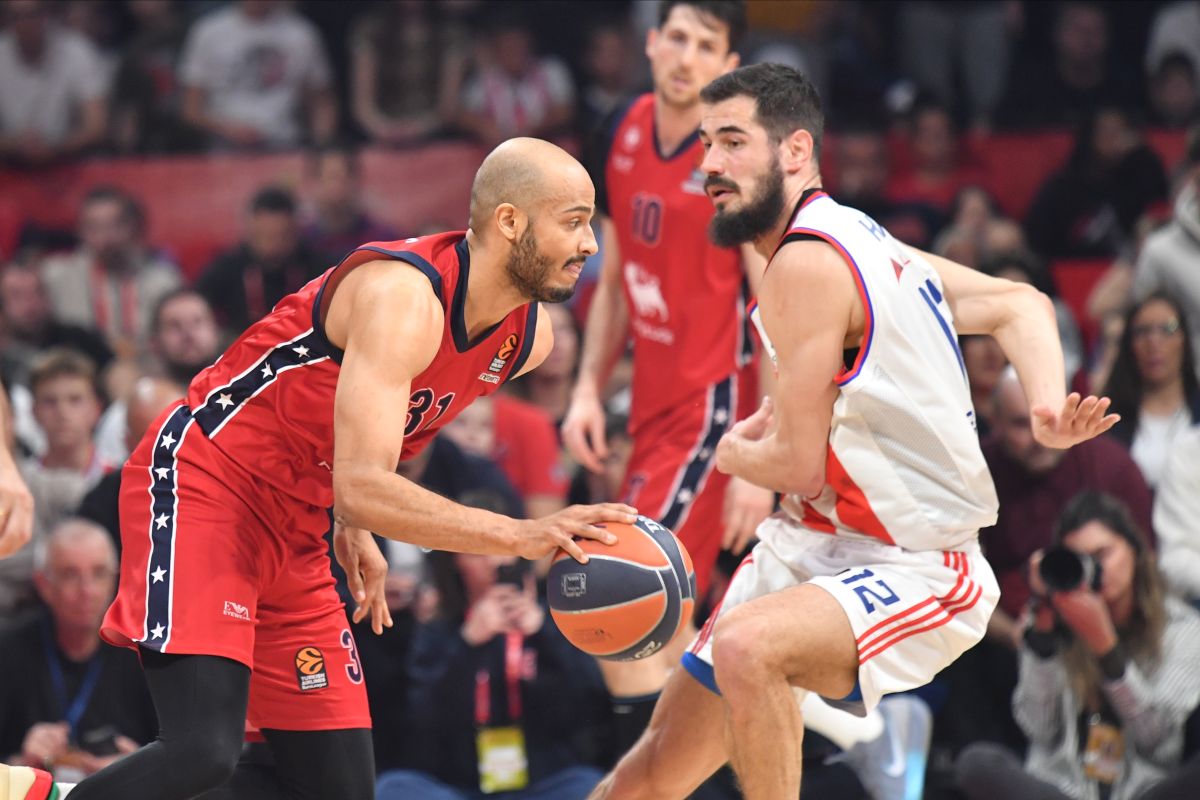 kosarkas Crvene zvezde na utakmici Evrolige protiv Olimpije Armani Milano u hali Beogradska arena, Beograd 13.03.2025. godine Foto: Marko Metlas Kosarka, Crvena zvezda, Evroliga, Olimpija Armani Milano