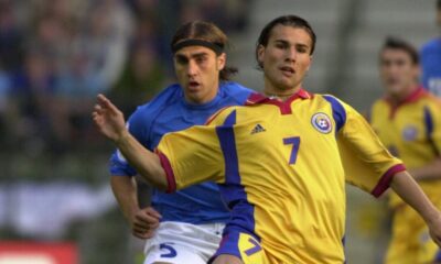 FUDBAL - EURO 2000 - Adrian Mucu ( Mutu ), fudbaler Rumunije, u duelu sa fabiom Kanavarom iz Italije. Brisel, 24.06.2000. snimio:N.Parausic