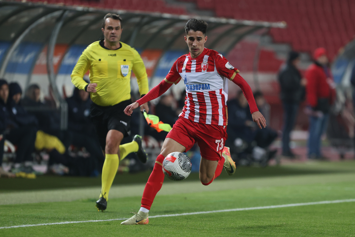 EGOR PRUTSEV Jegor Prucev fudbaler Crvene Zvezde na utakmici Mocart Superlige protiv Tekstilca na stadionu Rajko Mitic, Beograd 07.12.2024. godine Foto: Ivica Veselinov / MN PRESS FUDBAL, FOOTBALL, MOZZART SUPERLIGA, CRVENA ZVEZDA, RED STAR, NATIONAL CHAMPIONSHIP, PRVENSTVO SRBIJE, TEKSTILAC ODZACI