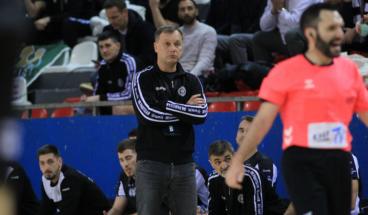 DJORDJE CIRKOVIC trener rukometasa Partizana na utakmici EHF kupa protiv Diomidisa Argous Grcka u hali Banjica, Beograd 15.02.2025. godine Foto: VM / MN PRESS PHOTO Rukomet, Partizan, Diomidis Argous Grcka, EHF kup