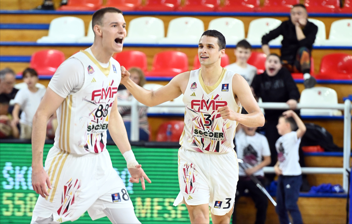 FILIP BARNA i PETAR POPOVIC, kosarkasi FMP, proslavljaju pobedu na utakmici ABA lige protiv Krke, u hali FMP Zeleznik. Beograd, 16.03.2025. foto: Nebojsa Parausic Kosarka, ABA League, FMP, Krka