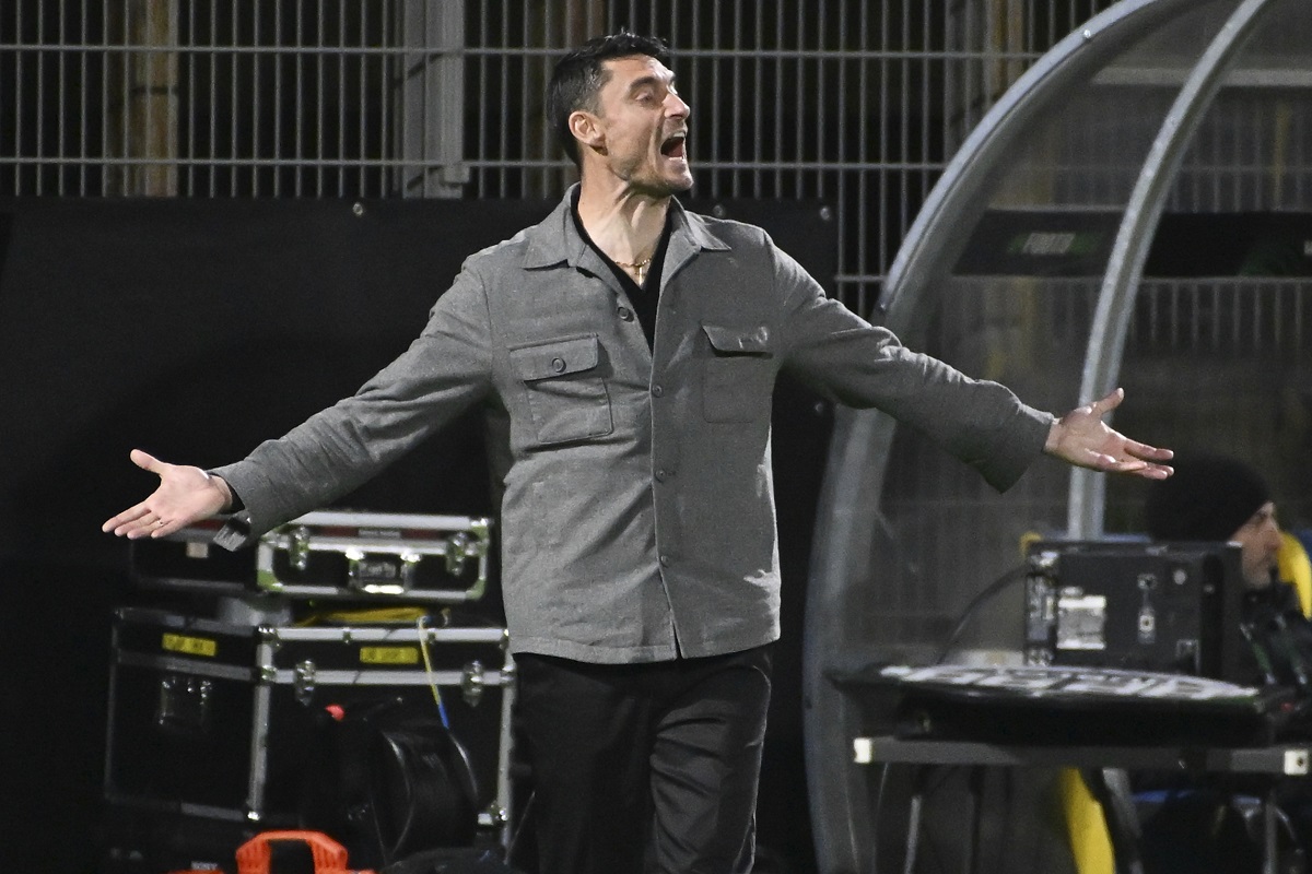Celje's head coach Albert Riera reacts during the Europa Conference League first-leg quarterfinal soccer match between Celje and Fiorentina in Celje, Slovenia, Thursday, April 10, 2025. (AP Photo/Igor Kupljenik)