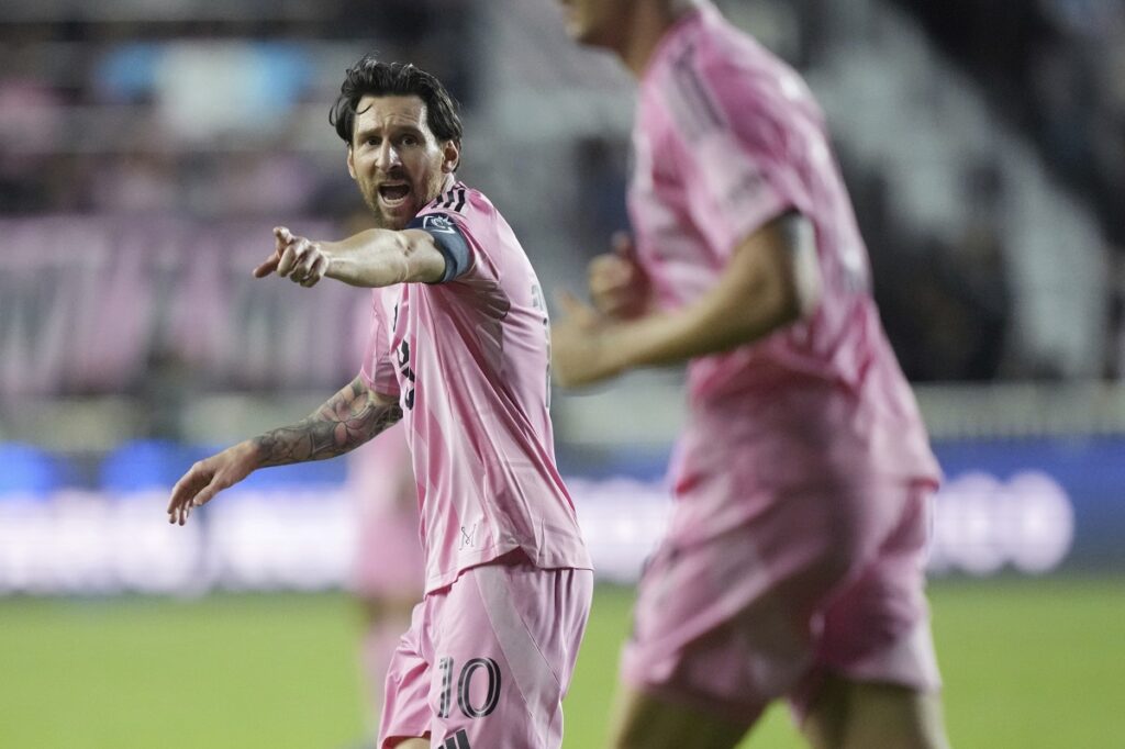 Inter Miami forward Lionel Messi (10) directs his team against the Los Angeles FC during the first half of a CONCACAF Nations League Quarterfinal Match at Chase Stadium, Wednesday, April 9, 2025 in Fort Lauderdale, Fla. (AP Photo/Jim Rassol)