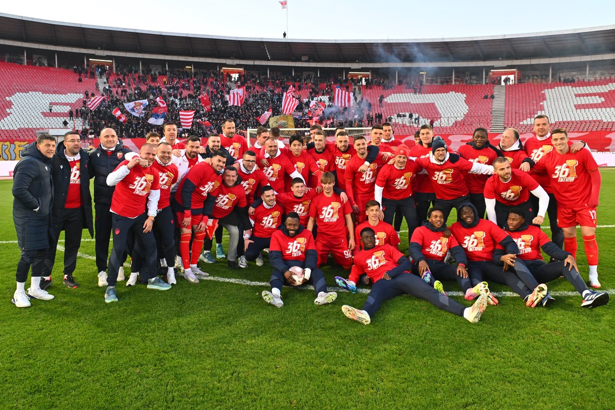 fudbaler Crvene zvezde na utakmici Superlige Prvenstva Srbije protiv OFK Beograda na stadionu Rajka Mitica, Beograd, 06.04.2025. godine Foto: Marko Metlas Fudbal, Crvena zvezda, Superliga Prvenstvo Srbije, OFK Beograd