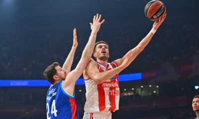kosarkas Crvene zvezde na utakmici Evrolige protiv Anadolu Efesa Istanbul u hali Beogradska arena, Beograd 04.04.2025. godine Foto: Marko Metlas Kosarka, Crvena zvezda, Evroliga, Anadolu Efes Istanbul