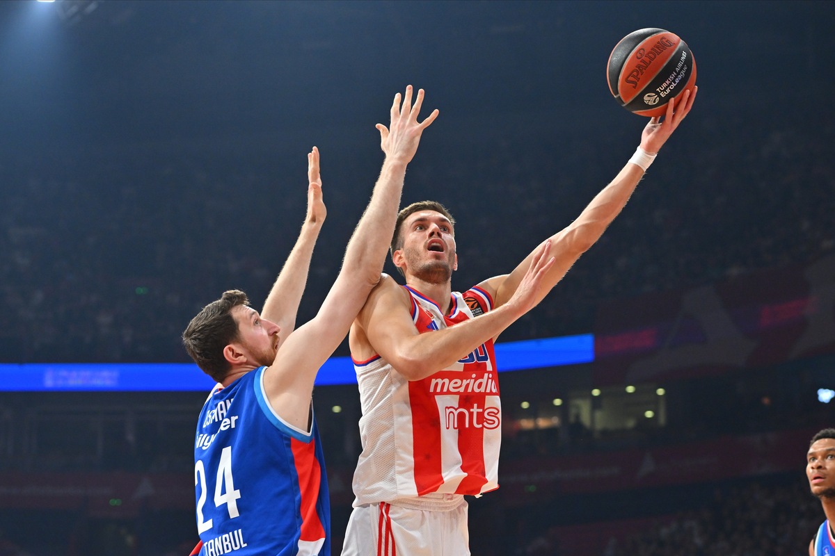 kosarkas Crvene zvezde na utakmici Evrolige protiv Anadolu Efesa Istanbul u hali Beogradska arena, Beograd 04.04.2025. godine Foto: Marko Metlas Kosarka, Crvena zvezda, Evroliga, Anadolu Efes Istanbul