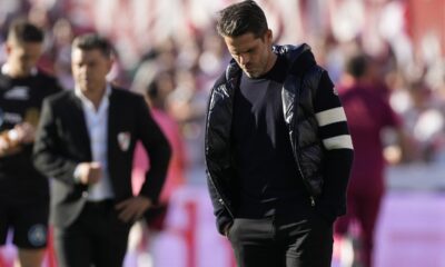 Fernando Gago, Boca Juniors' coach, reacts during a local tournament soccer match against River Plate in Buenos Aires, Argentina, Sunday, April 27, 2025. (AP Photo/Gustavo Garello)