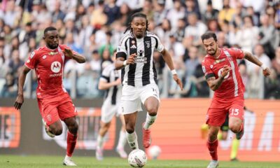Juventus' Khephren Thuram fights for the ball with Monza's Pedro Pereira and Monza's Jean-Daniel Akpa Akpro during the during the Serie A soccer match between Juventus and Monza at the Allianz Stadium in Turin, Italy, Sunday, April 27, 2025. (Marco Alpozzi/LaPresse via AP)