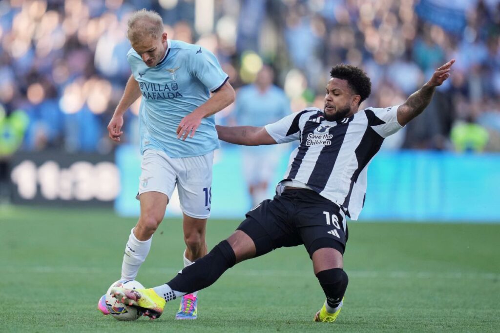 Italy Soccer Serie A Lazio's Gustav Isaksen, left, and Juventus' Weston McKennie vie for the ball during the Serie A soccer match between Lazio and Juventus at Rome's Olympic stadium, Saturday, May 10, 2025. (Alfredo Falcone/LaPresse via AP)