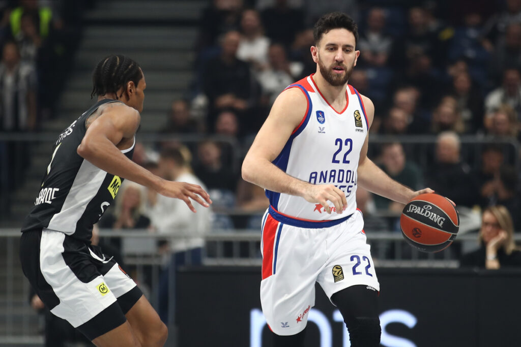 VASILIJE VASA MICIC kosarkas Efesa na utakmici Evrolige protiv Partizana u hali Stark Arena, Beograd 16.12.2022. Foto: Ivica Veselinov / MN PRESS KOSARKA, BASKETBALL, PARTIZAN, EFES, EVROLIGA, EUROLEAGUE
