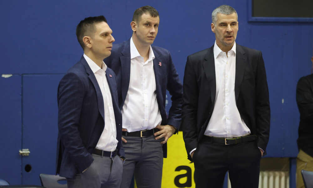 MARKO BARAC trener, NOVICA VELICKOVIC tim menadzer kosarkasa Mega Superbeta na utakmici ABA lige protiv VLADA JOVANOVIC iz Spartaka u hali sportova Ranko Zeravica, Beograd 15.04.2025. godine Foto: Ivica Veselinov / MN PRESS KOSARKA, BASKETBALL, ABA LIGA, ABA LEAGUE, MEGA SUPERBET, KK SPARTAK SUBOTICA