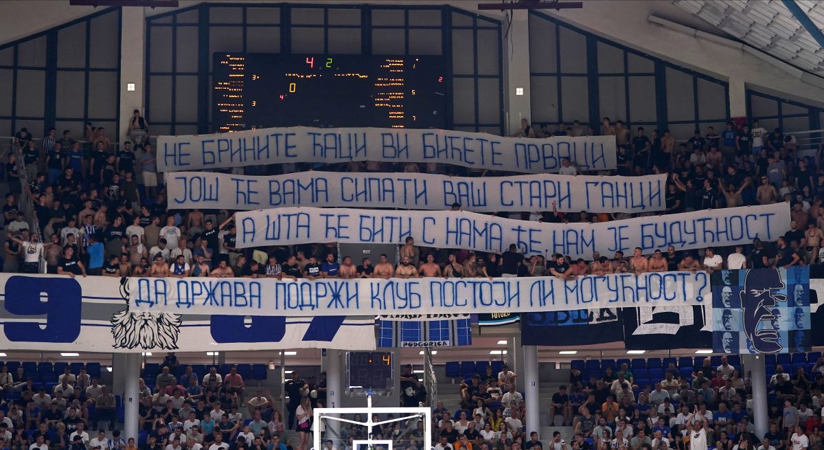 VARVARI, navijaci kosarkasa Buducnosti, na utakmici finala plejofa ABA lige protiv Partizana, u hali Moraca. Podgorica, 05.06.2025. foto: MN Press / ds Kosarka, ABA League, Buducnost, Partizan