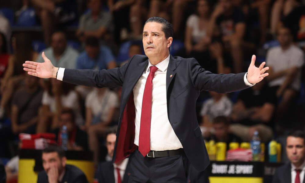 Trener Crvene Zvezde na utakmici polufinala Super Kosarkaske Lige Srbije protiv Spartaka u hali Aleksandar Nikolic, Beograd 14.06.2025. godine Foto: Ivica Veselinov / MN PRESS KOSARKA, BASKETBALL, KLS, KOSARKASKA LIGA SRBIJE, CRVENA ZVEZDA, SPARTAK SUBOTICA, PRVENSTVO SRBIJE, NATIONAL CHAMPIONSHIP