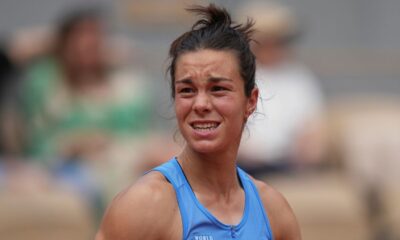 rance's Lois Boisson reacts as she plays against Jessica Pegula of the U.S. during their fourth round match of the French Tennis Open at the Roland-Garros stadium in Paris, Monday, June 2, 2025. (AP Photo/Thibault Camus)