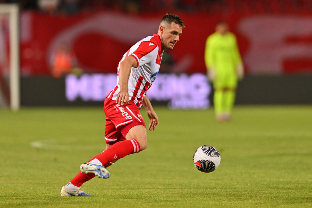 TIMI MAX ELSNIK Timi Maks Elsnik fudbaler Crvene zvezde na utakmici kvalifikacija za UEFA Ligu Sampiona protiv Linkoln Red Imps Gibraltar na stadionu Rajka Mitica, Beograd 29.07.2025. godine Foto: Marko Metlas Fudbal, Crvena zvezda, UEFA Liga Sampiona , Linkoln Red Imps Gibraltar, Kvalifikacije