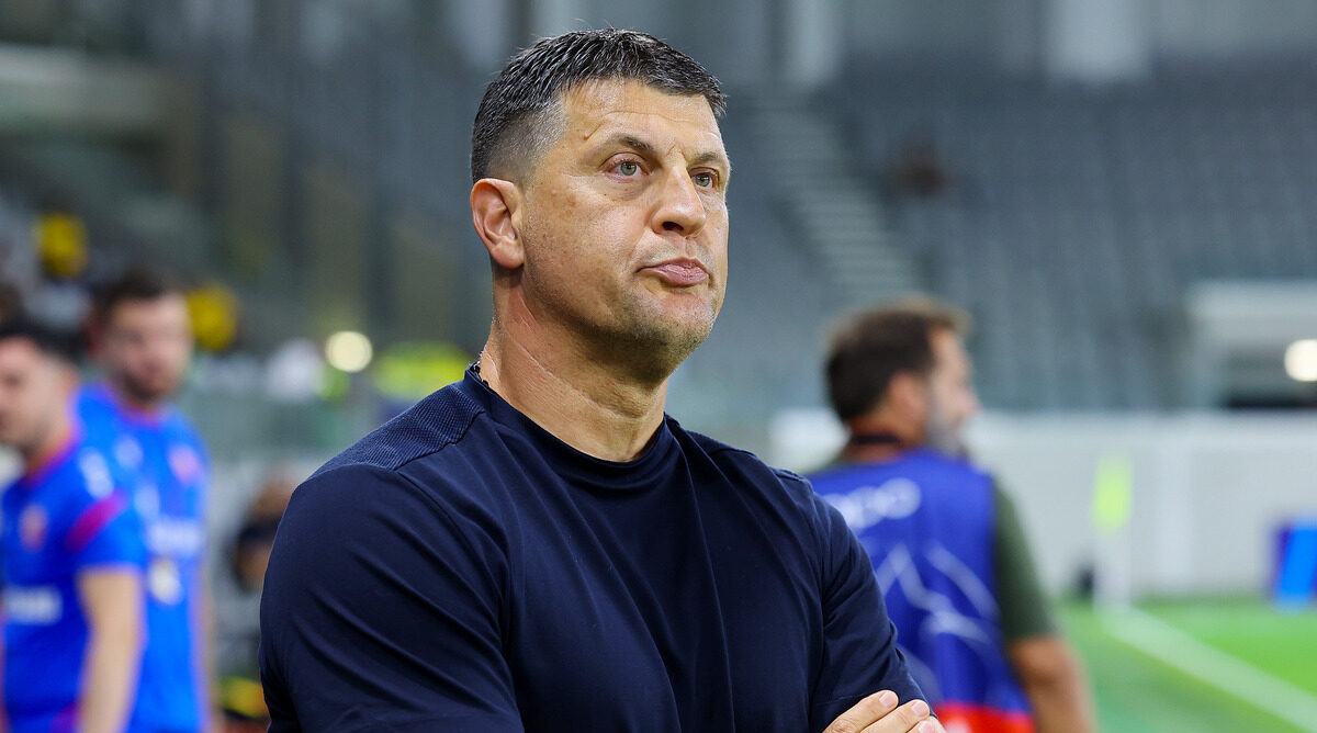 VLADAN MILOJEVIC, trener fudbalera Crvene zvezde, na utakmici UEFA kvalifikacija za Ligu Sampiona, protiv Pafosa, na stadionu Limasol. Limasol, 26.08.2025. foto: MN Press / ss Fudbal, UEFA Liga Sampiona, Pafos, Crvena zvezda