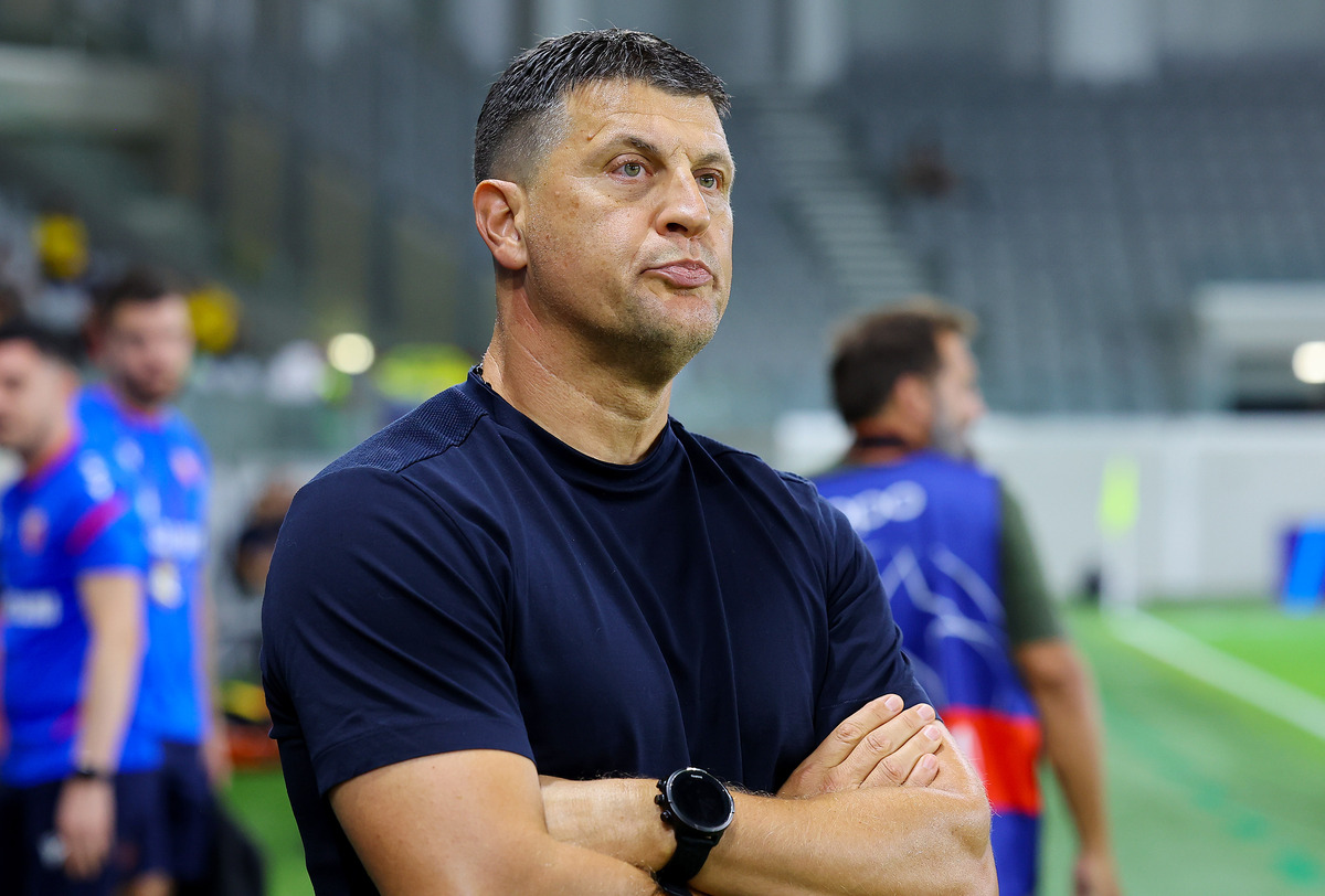 VLADAN MILOJEVIC, trener fudbalera Crvene zvezde, na utakmici UEFA kvalifikacija za Ligu Sampiona, protiv Pafosa, na stadionu Limasol. Limasol, 26.08.2025. foto: MN Press / ss Fudbal, UEFA Liga Sampiona, Pafos, Crvena zvezda