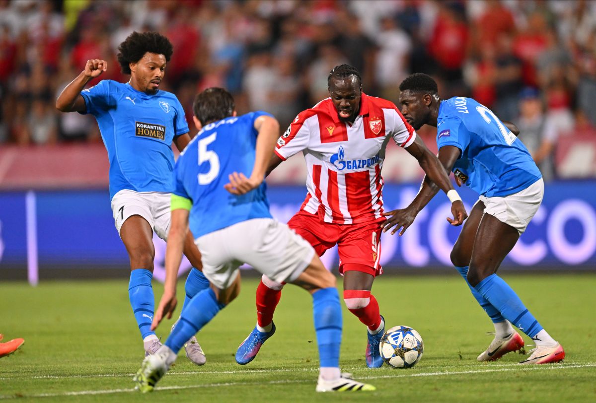 , fudbaler Crvene zvezde, na utakmici kvalifikacija za UEFA Ligu sampiona protiv Pafosa, na stadionu Rajko Mitic. Beograd, 19.08.2025 foto: Marko Metlas FOOTBALL, UEFA CHAMPION LEAGUE QUALIFICATIONS MATCH, CRVENA ZVEZDA, RED STAR, PAFOS