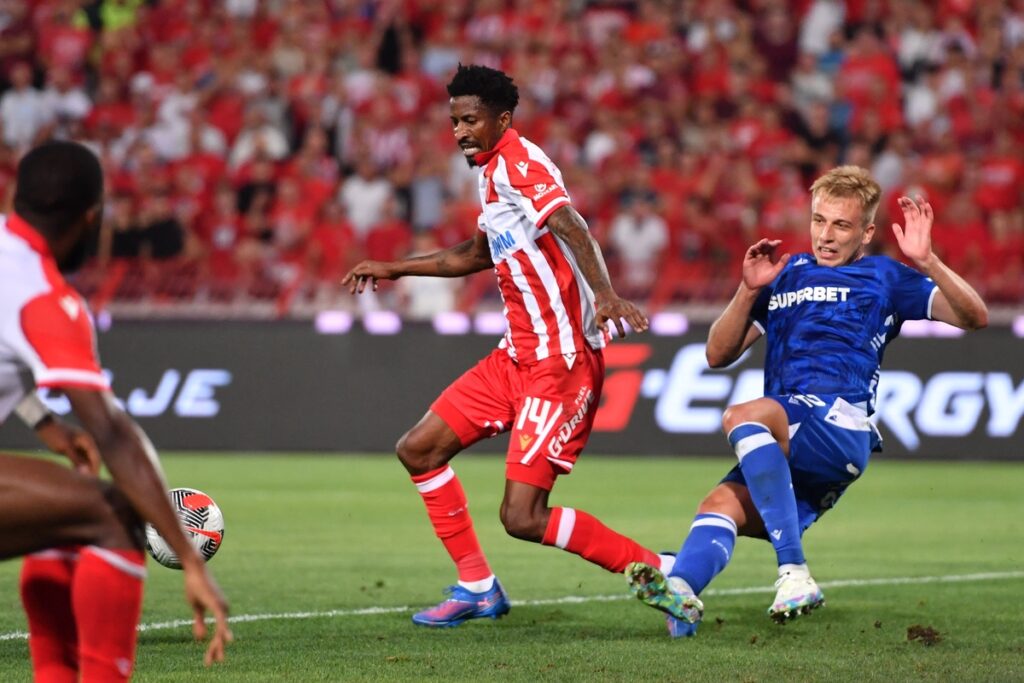 fudbaler Crvene zvezde na utakmici kvalifikacija za UEFA Ligu Sampiona protiv Leha Poznanj na stadionu Rajko Mitic, Beograd 12.08.2025. godine Foto: Marko Metlas Fudbal, Crvena zvezda, UEFA Liga Sampiona , Leh Poznanj, Kvalifikacije